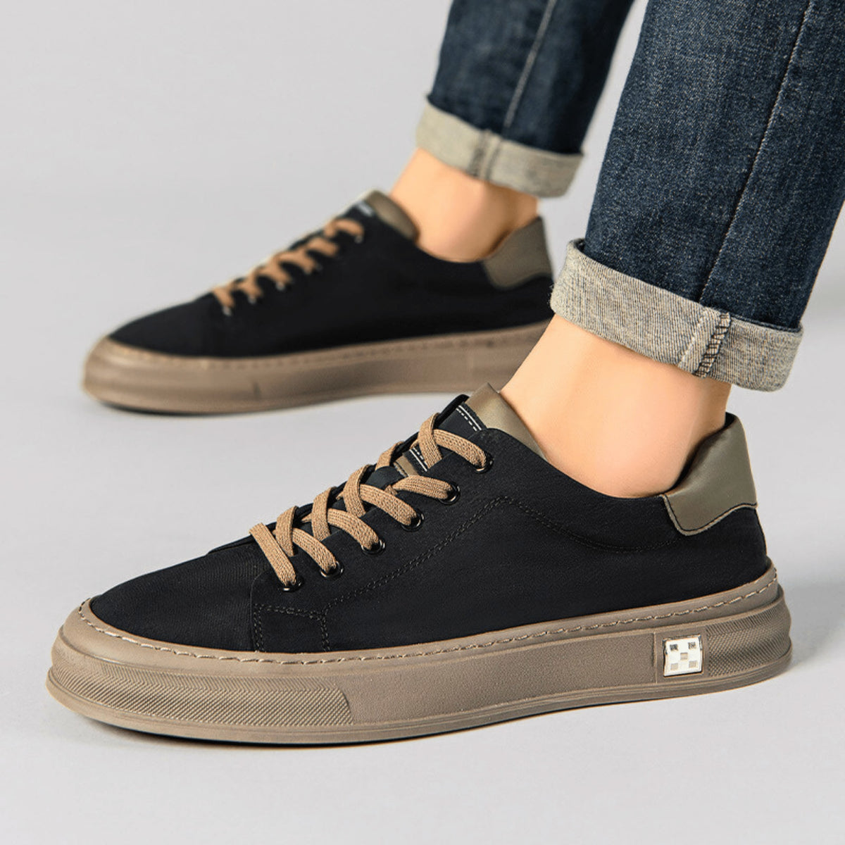 The Ariston Sneaker